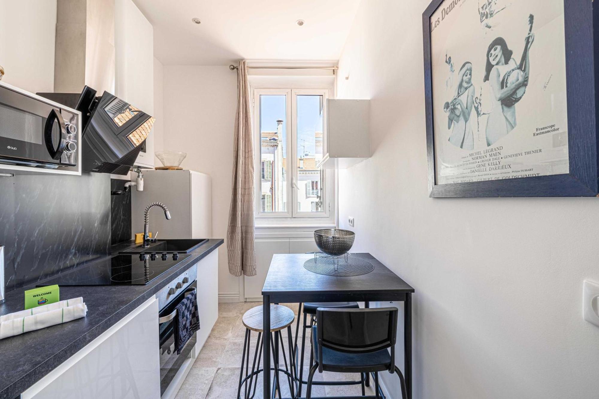 Cozy One Bedroom - Heart Of Appartement *